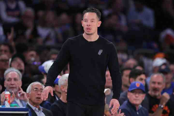 赛迪斯·杨：米奇当助教已是精英级别 他将成这时代最佳教练之一